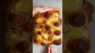 48Hour Focaccia with Potato & Onion Rings #focaccia#bread#sourdough#shorts#asmr#satisfying