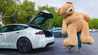 Hands-Free Trunk | Tesla