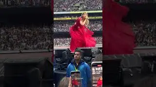 The exact time Taylor Swift saw Travis Kelce at The Eras Tour 🥰😍🥹