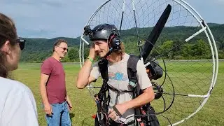 Scam Paramotor Instructor Chops Hand In Prop!!