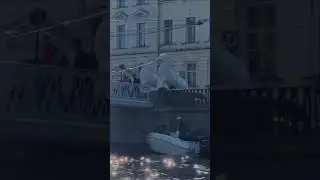 Водная прогулка по рекам и каналам Петербурга