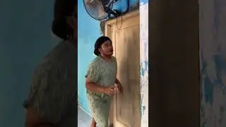 Kekunci di kamar mandi 