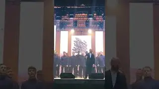 Хор спел с залом «Как здорово, что все мы здесь сегодня собрались»