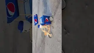 Pepsi Cycle Rickshaw com robô