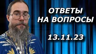 Священник отвечает на вопросы в прямом эфире.