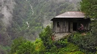 100 Year Old Abandoned Village House - Bread making in chipped stone - Primitive water mill