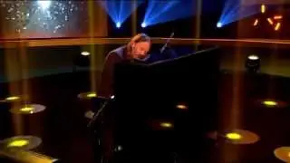 Thom Yorke - Karma Police (Live Jonathan Ross Show)