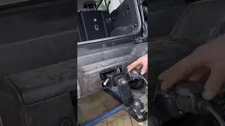 Tank 300 и Tank 500 перенос розетки фаркопа 