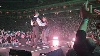 Depeche Mode - Fan dancing with Dave on stage (Prague Czech republic, 22.02.2024)