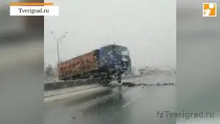 ДТП на трассе М-10 под Тверью