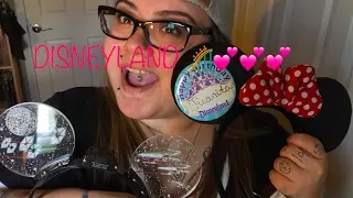 What I bring to DISNEYLAND! 💕