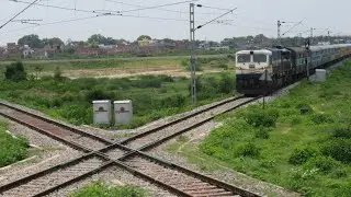 18205 DURG NAUTANWA EXPRESS CROSSING RAILWAY DIAMOND CROSSING AT CAUTION