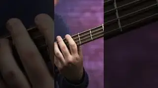 Очень приятный Ibanez необычной формы. Ну и звучит кайфово 