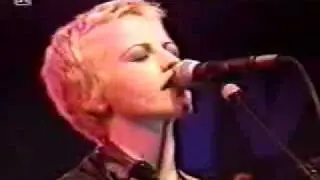 The Cranberries - Waltzing Back '95