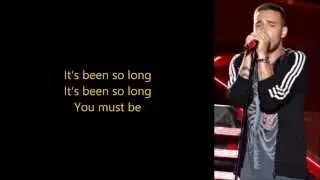 Fireproof - One Direction (lyrics + pictures)
