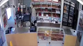 Ограбили кафе в Техасе и накормили посетителей пончиками
