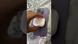 AirPods Reverse Wireless Charging via iPhone 14 Pro 