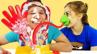 Сборник видео приколов – Смешные ЧЕЛЛЕНДЖИ и Игры! -- Challenge шоу Вики и Феди! Весёлые игры дома