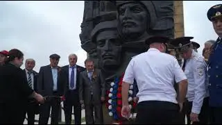 Возложение цветов к памятнику погибшим в ВОВ