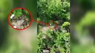 Russian Troop Flee As Drone Destroy Anti-Tank Mine Pile!