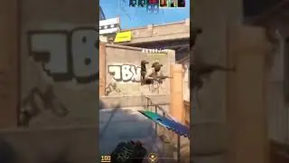 Counter Strike 2 with a banger leg glitch animation 🤣😄 #cs2 #gaming #csgo