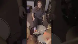 my crocs play drums