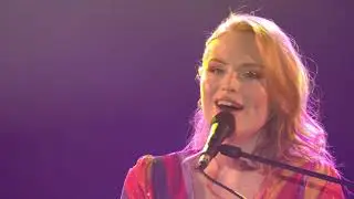 Freya Ridings - Castles - Live at The Isle of Wight Festival 2019