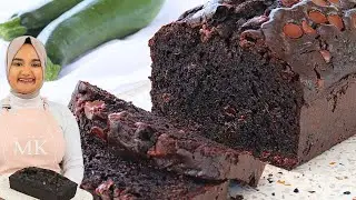 This CHOCOLATE ZUCCHINI BREAD tastes like a rich chocolate muffin!