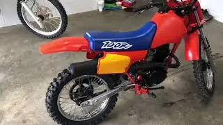 Mint condition 1986 XR100R