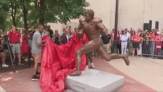 Ohio State unveils statue of Archie Griffin to celebrate anniversary of first Heisman Trophy