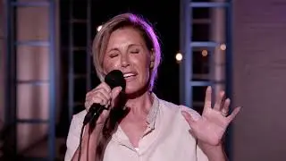 Dana Winner - Hallelujah (LIVE From My Home To Your Home)