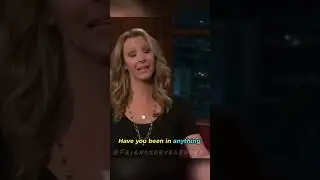 Lisa Kudrow tells the story how she was not being recognized by an officer !