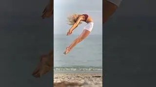 Naomi, the beach angel 💃🏼⚡ #dancephotography #ballerina #slowmotion