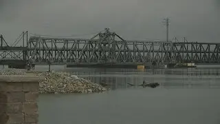 Fort Madison Bridge reopens after being struck by barge