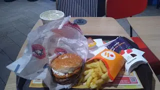 Зимнее комбо по-скандинавски из кафе Вкусно и точка в Москве