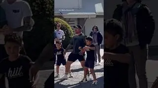 Father and sons surprise critically ill friend with Haka outside his house ❤️❤️
