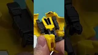 TRANSFORMERS EARTHSPARK BUMBLEBEE TACTICON ONE-STEP CHANGER