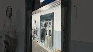 Дім, якого насправді нема. 