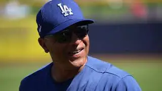 Dodgers interview: Dave Roberts addresses Kenley Jansen opt out rumor, absences in Summer Camp