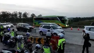 Proses Pembukaan Sistem One Way di Tol Cipali KM 82