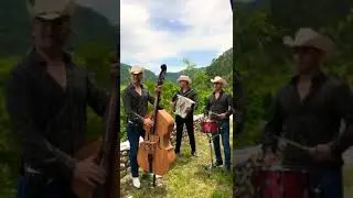 El Centenario - El Chino del Rancho, En Vivo desde La Sierra [Corrido]