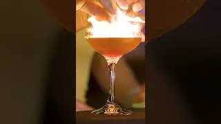 A fiery Rye Whiskey Cocktail 🔥