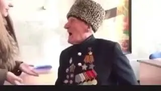 Смешной дед)))