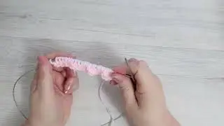 Весенняя повязка на голову спицами. Модная и красивая!! МК