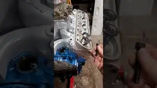 Nitrous 302 Windsor Engine Build....Hits A Snag | What The Heck Is This!???