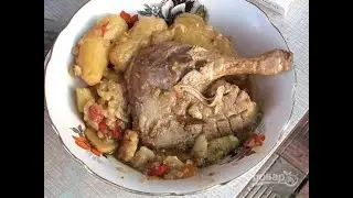 Утка тушенная с картошкой в казане. Рецепты