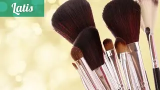 КАК  ПРАВИЛЬНО МЫТЬ И СУШИТЬ  КИСТИ ДЛЯ МАКИЯЖА