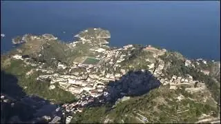 Volo su Giardini Naxos-Taormina-Castelmola con ultraleggero - Riprese mozzafiato dall'alto