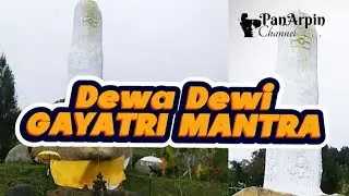 Dewa Dewi Gayatri Mantra voc: mang eli #gayatrimantra #mahadev #hindu