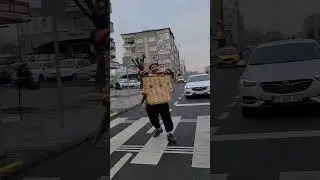 sepetin içinde şehir turu yapiyoruz 